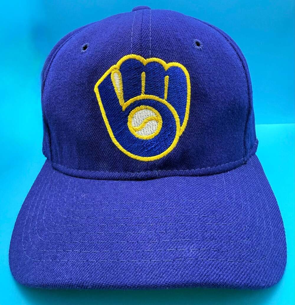 Vintage 1980s Sports Specialties "The Pro" Milwaukee Brewers Fitted Hat sz 7 3/8